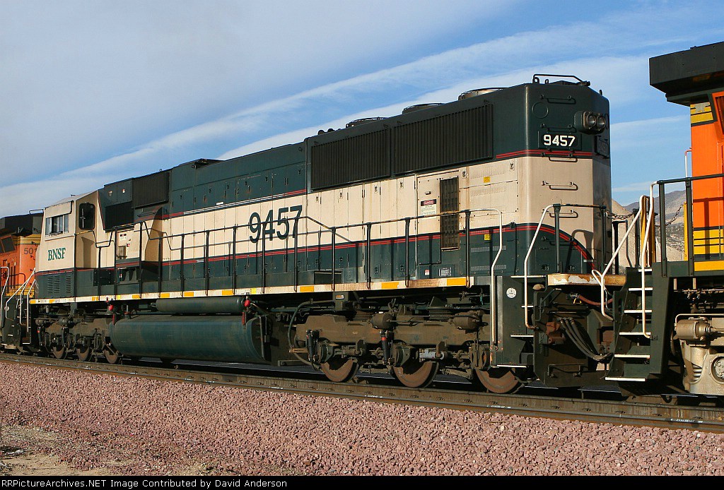 BNSF 9457